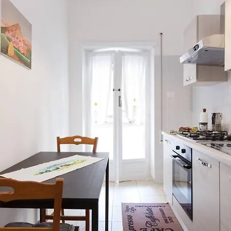 Bea Sarai Il Benvenuto! Apartman Róma